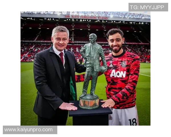 维姬洛佩兹谈欧冠失利称其他奖杯将激励球队奋发向前 维姬洛佩兹谈欧冠失利称其他奖杯将激励球队奋发向前