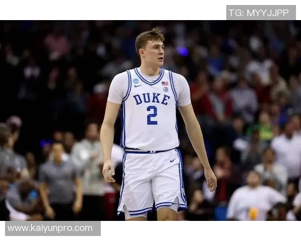 弗拉格狂砍42分提升场均09分距克尼佩尔仅差06分