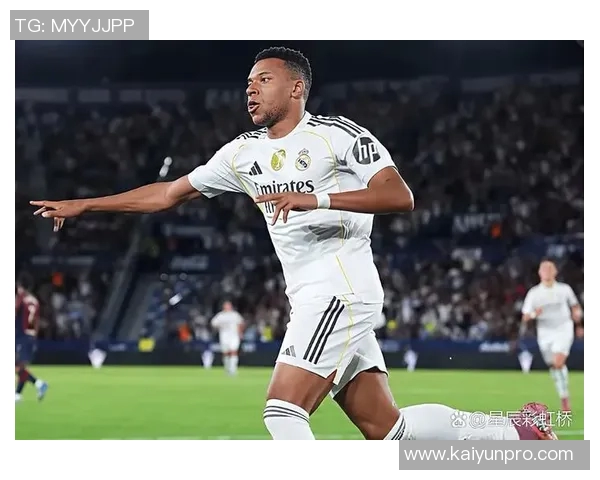 皇马与莱万特前锋艾永经纪人接触球员倾向加盟巴萨