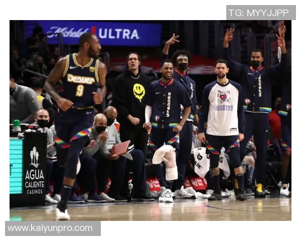 哈克斯替补出彩12投9中高效贡献19分5助攻2抢断助力球队胜利 哈克斯替补出彩12投9中高效贡献19分5助攻2抢断助力球队胜利