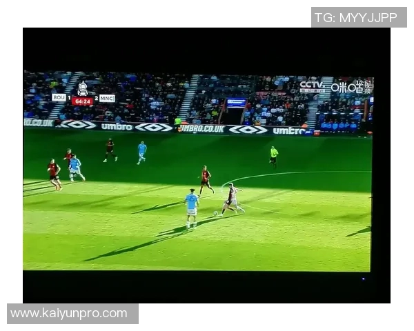 奥赖利谈左后卫表现提升哈兰德跑位能力令人赞叹